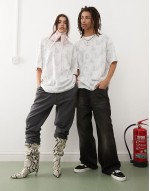 Unisex all over printed t-shirt in white