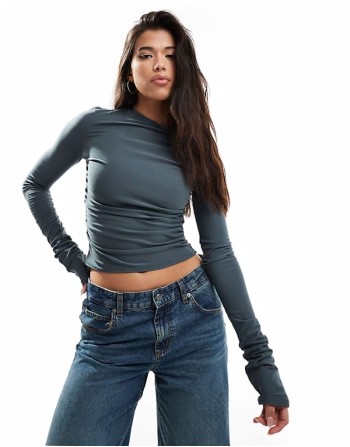 super-soft off shoulder ruched long sve top in charcoal