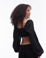 ruched cut out balloon sve top in black