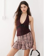 V neck vest with lace trim detail