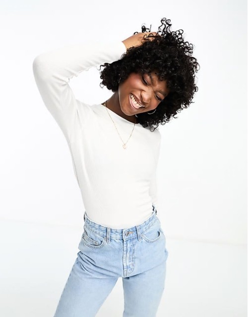 long sve ribbed t-shirt in white