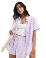 short sve resort shirt in lilac gingham co ord