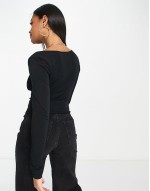 gathered bust detail long sve top in black