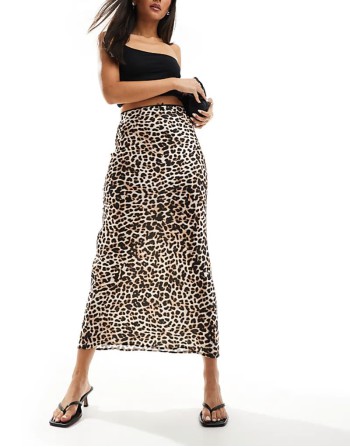 midi skirt in leopard print