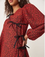 bow detail wrap mini dress in red